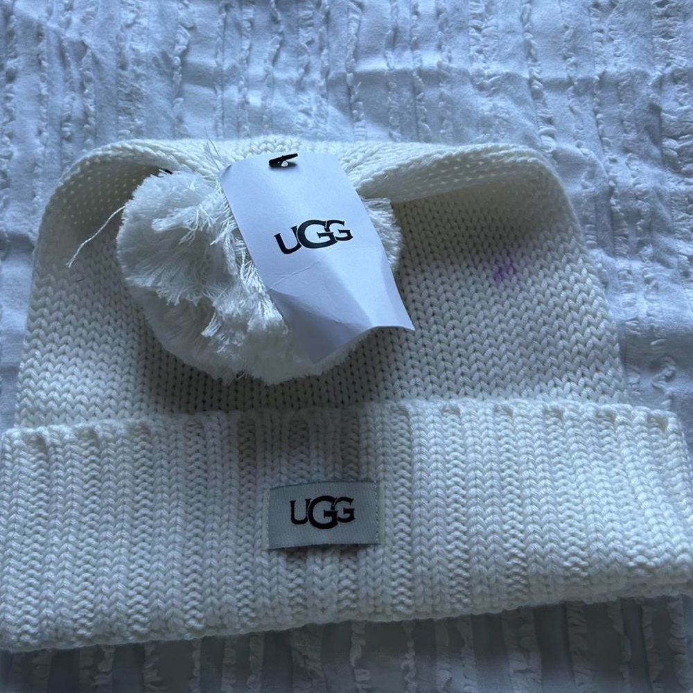 UGG  Cream Knit Pom-Pom Beanie